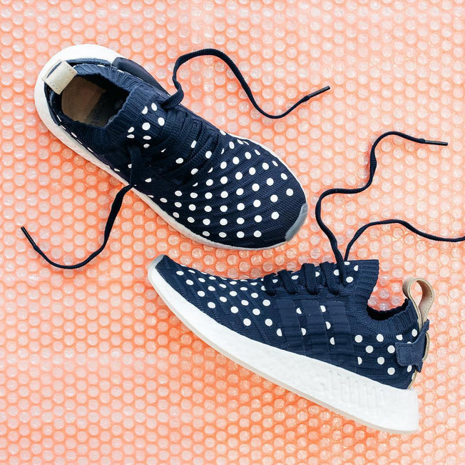 ADIDAS WOMEN'S NMD_R2 PRIMEKNIT